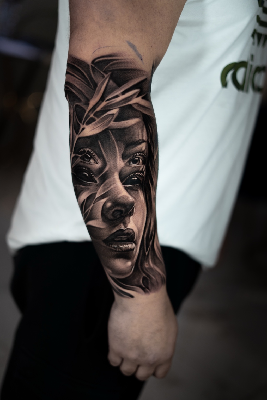 Retrato abstrato em black and grey